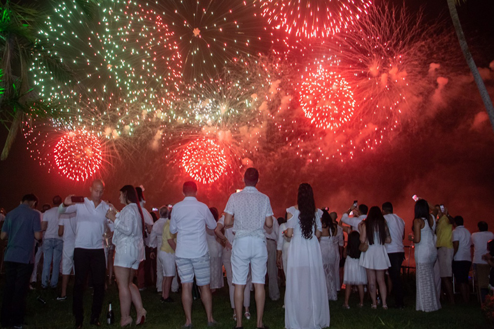 É tempo de celebrar a vida e o ano novo. Viva 2023!