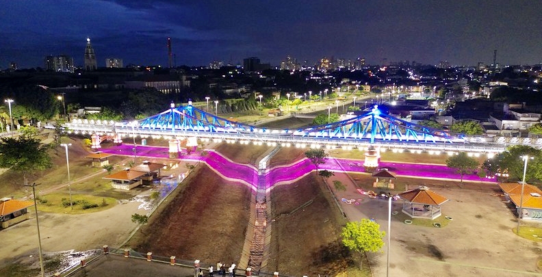Cartão-postal de Manaus, a ponte Benjamin Constant  ganha nova iluminação cênica