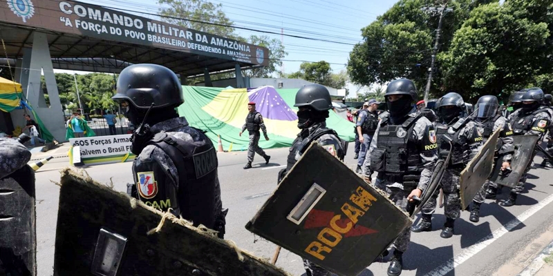 Forças de Segurança do Amazonas retiram acampamento da frente do CMA