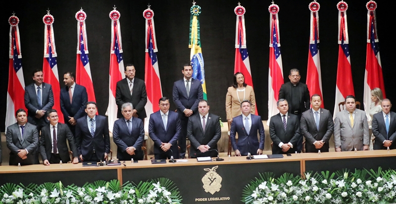 Na sua posse, Wilson Lima diz que seguirá ouvindo a população para conduzir os destinos do Amazonas