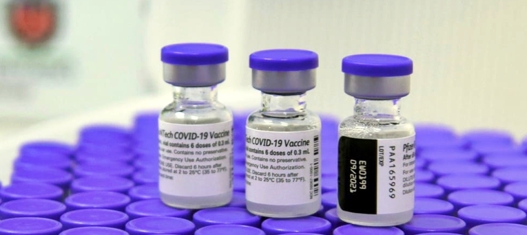 Governo do Amazonas recebe primeiro lote de vacina bivalente da Pfizer