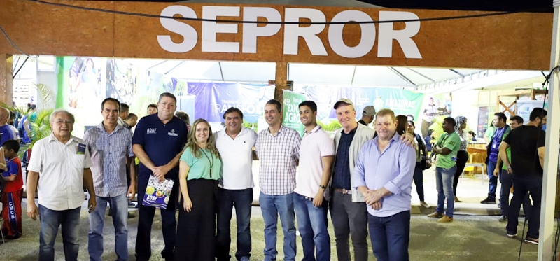 Com apoio do Governo do Estado, a VII Feira de Agronegócios da Nilton Lins movimenta setor primário