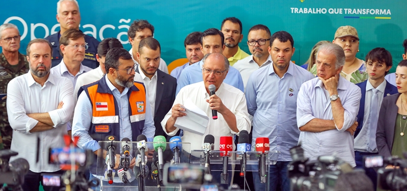 Governo Federal anuncia benefícios para cidades afetadas pela estiagem e auxílio para desabrigados em Beruri