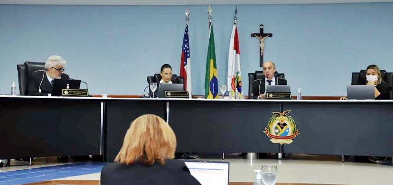 TCE-AM cumpre decisão de presidente do TJ sobre eventual afastamento de conselheiro