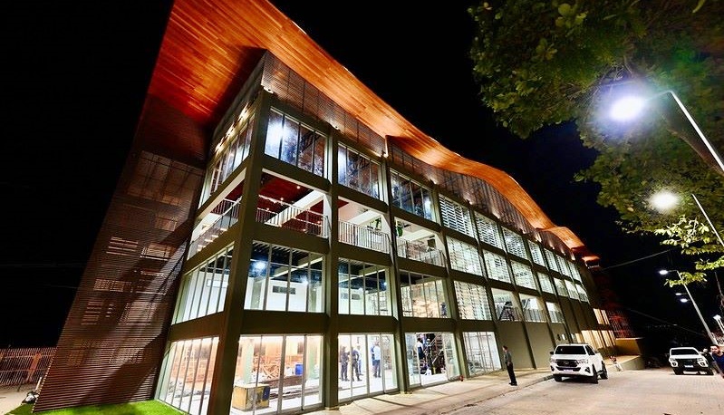 Mirante Lúcia Almeida será inaugurado com shows de Vanessa da Mata e David Assayag