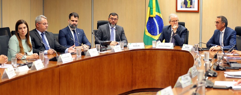 Em Brasília, Wilson Lima reúne com ministros e pede apoio para antecipar ações que minimizem impactos da estiagem de 2024