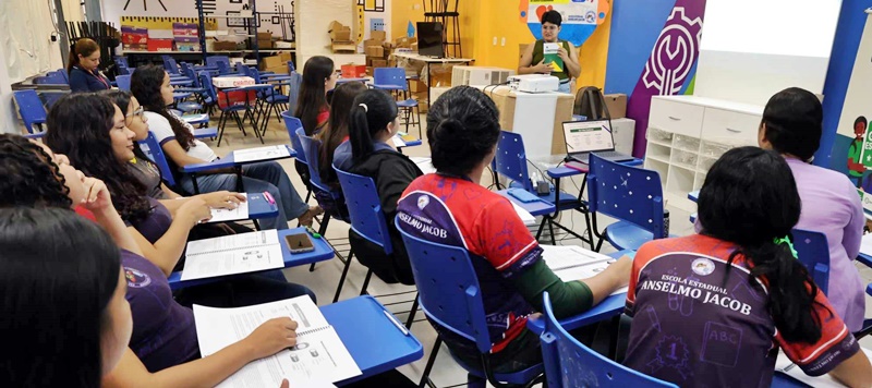 Ouvidoria do TCE-AM leva programa ‘Aluno Ouvidor’ ao município de Manaquiri