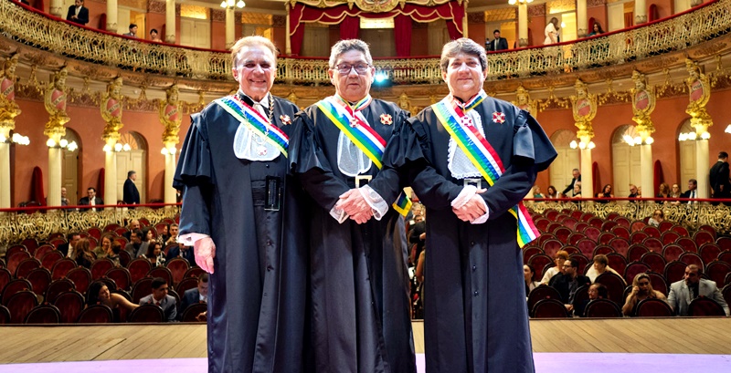 Posse dos novos dirigentes do TRT-11 reforça compromisso de aproximar a Justiça do Trabalho dos cidadãos