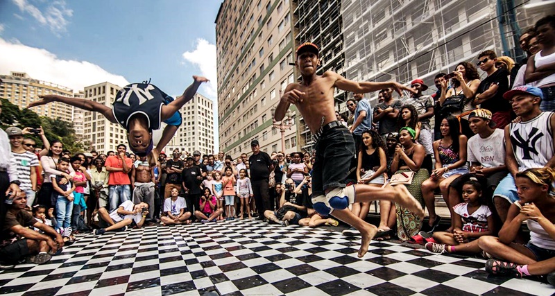 Favela mineira chega a Manaus com espetáculo e batalha de funk para conectar as quebradas de todo o país