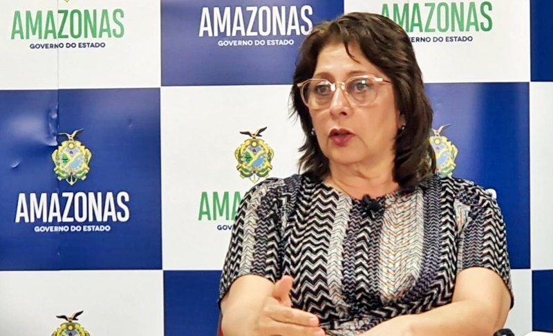 Rosemary Costa Pinto é homenageada com medalha que leva seu nome em evento da Defesa Civil do Amazonas 
