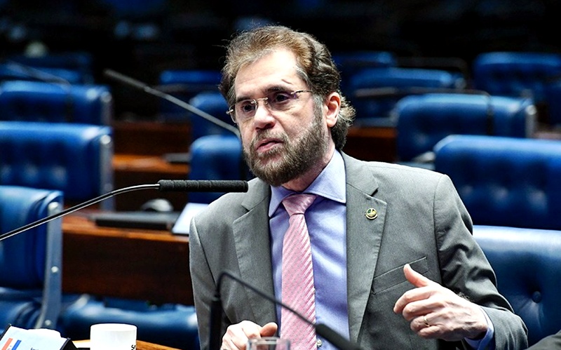 Plínio Valério garante autonomia do Banco Central e blinda PIX contra taxação