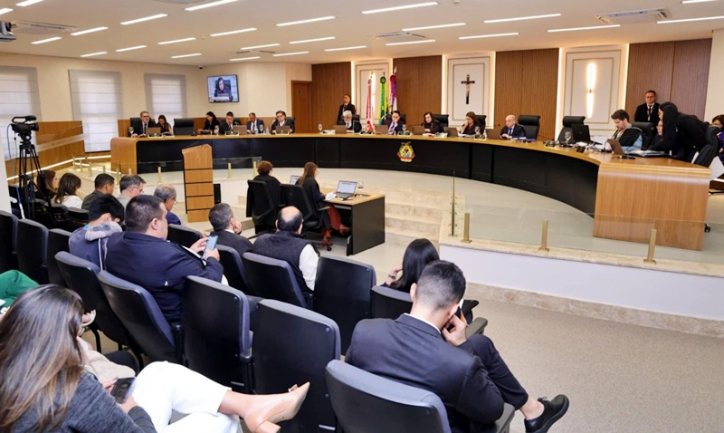 TCE-AM determina devolução de R$ 2,7 milhões por ex-prefeito de Atalaia do Norte