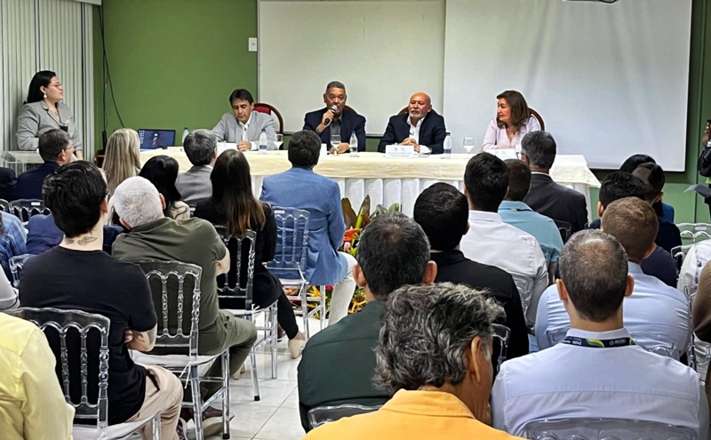 Especialistas debatem efeitos do novo Imposto sobre Bens e Serviços na economia do Amazonas