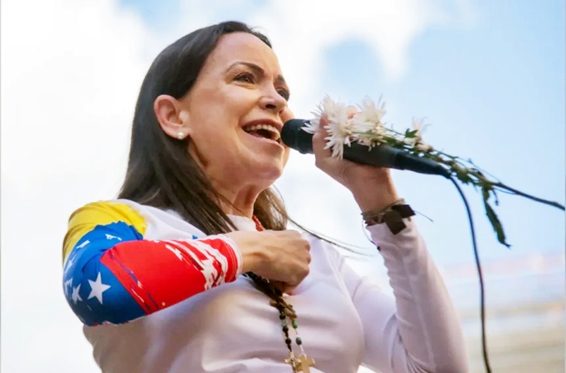 María Corina Machado, opositora de Maduro, ganha o Nobel da Paz