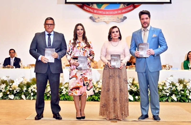 TCE-AM lança Revista Científica 2025 e premia autores de artigos técnicos