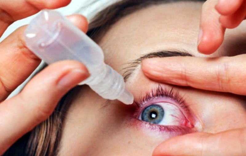 Alerta: colírios usados sem orientação podem causar danos irreversíveis