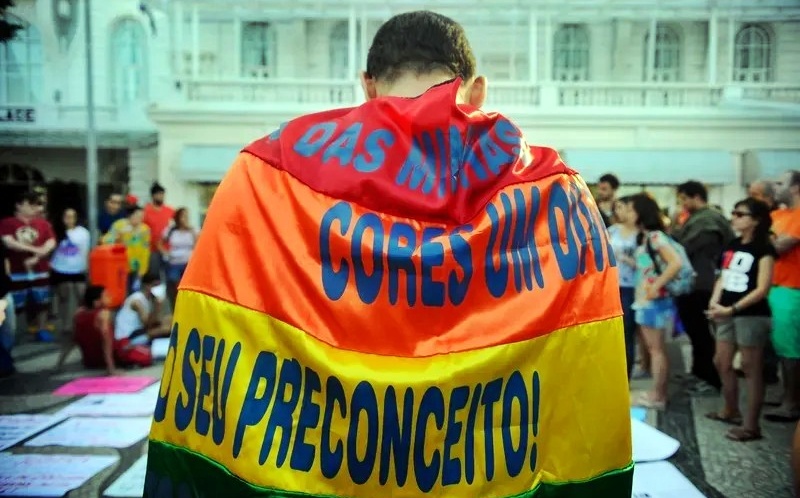 Violência LGBTfóbica cresce no Ceará e chega a 408 registros em 2025