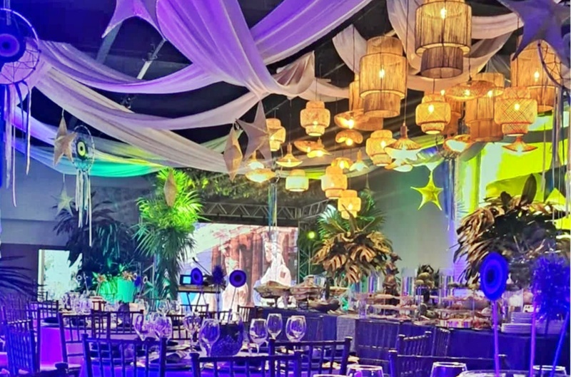 Réveillon nas Ilhas Gregas, no Espaço Contemporâneo, lacra a chegada de 2026