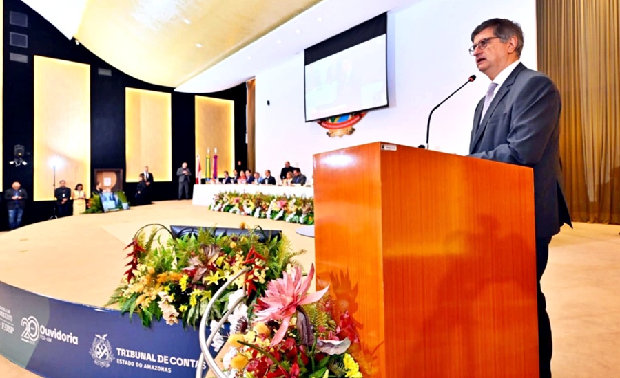 Segurança jurídica como direito fundamental marca palestra do PGR Paulo Gonet no TCE-AM