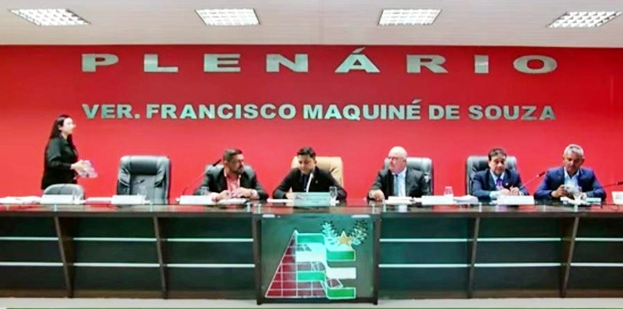 Prefeitura de Iranduba será investigada por falta de transparência em contratos de R$ 40,6 milhões